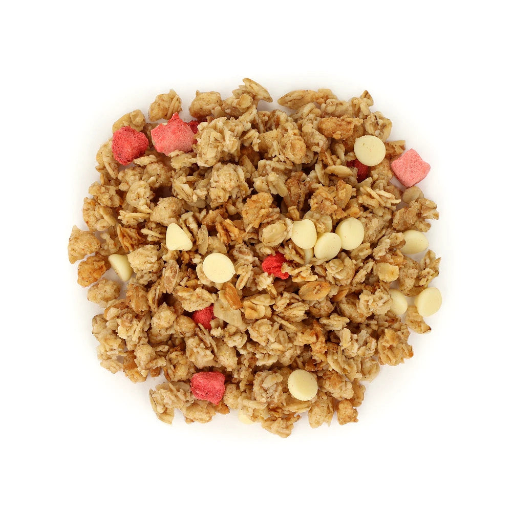Widok z góry na produkt Granola truskawkowa z biała czekolada i nasionami chia 500 g