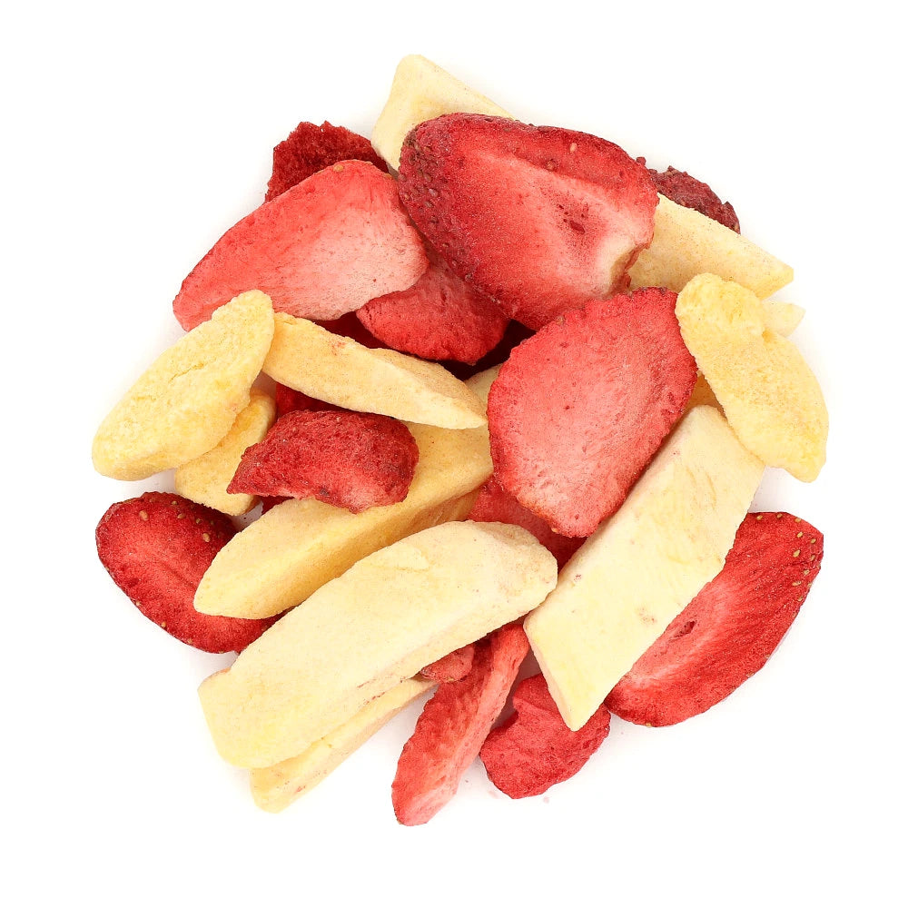 Zbliżenie na produkt Mix owocow liofilizowanych mango i truskawki 20 g