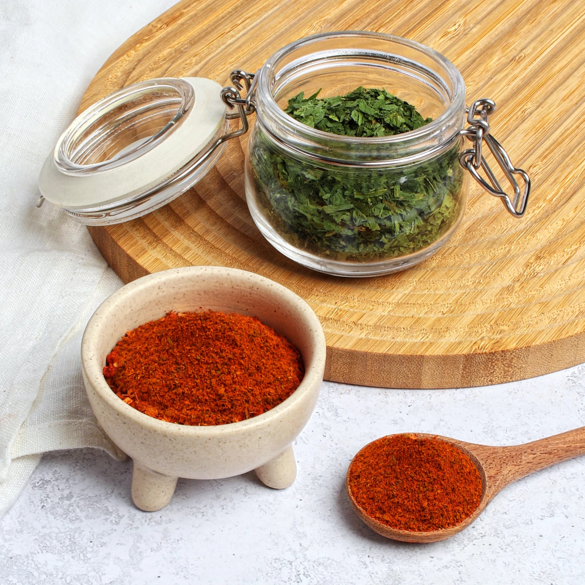 Na zdjęciu pokazano zbliżenie produktu: przyprawa kebab.