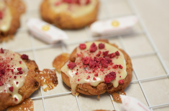 Ciasteczka malinowe z krówkami