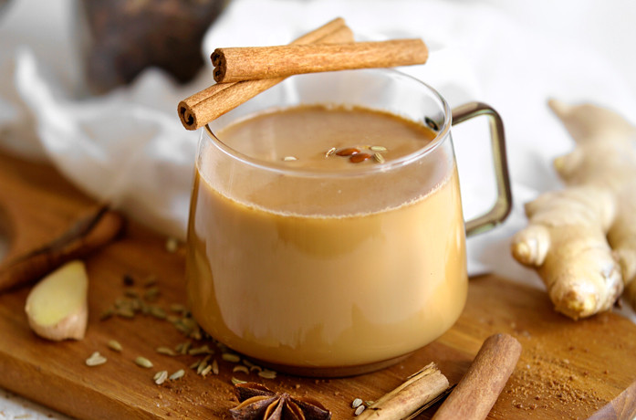 Masala Chai, herbata z mlekiem i korzennymi przyprawami